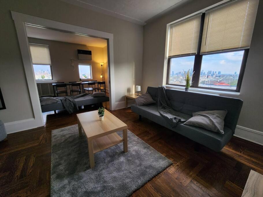 Апартаменты Elegant 2 Bed Gem! Mins From Nyc Юнион-Сити Экстерьер фото